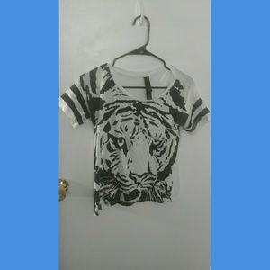 Faded tiger tee